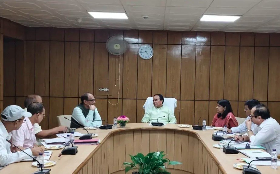 dr-rawat5.jpg