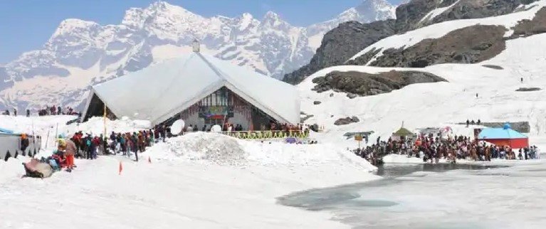 Hemkund-Sahib-Yatra.jpg