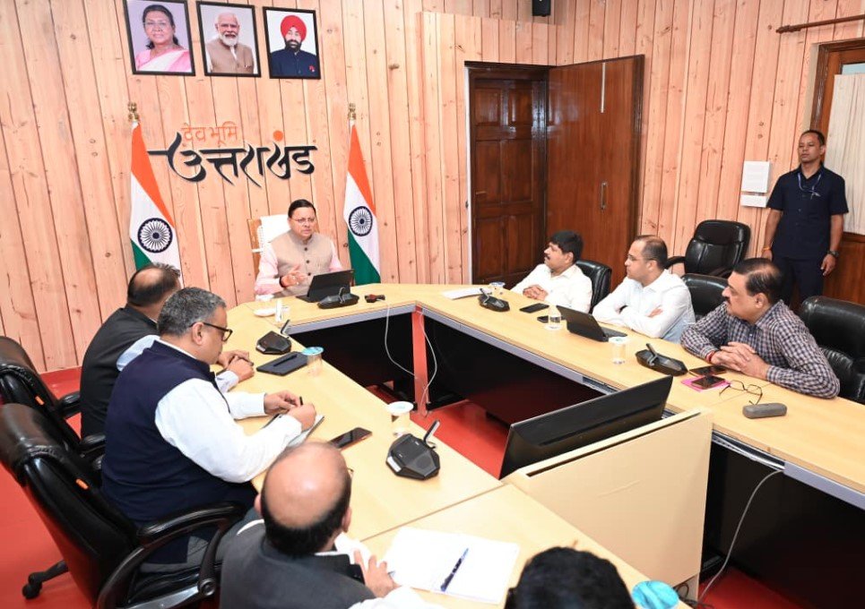 cm-in-meeting.jpg