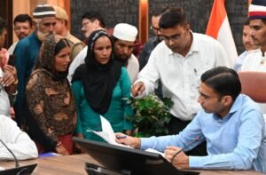 dm-bansal-2.jpg