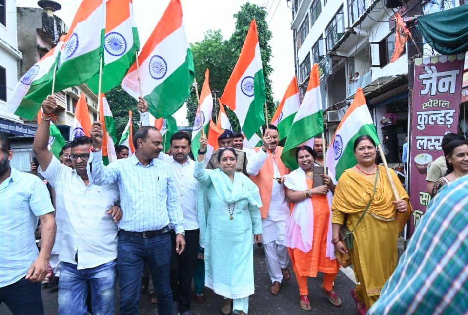 ritu-khandurii.jpg
